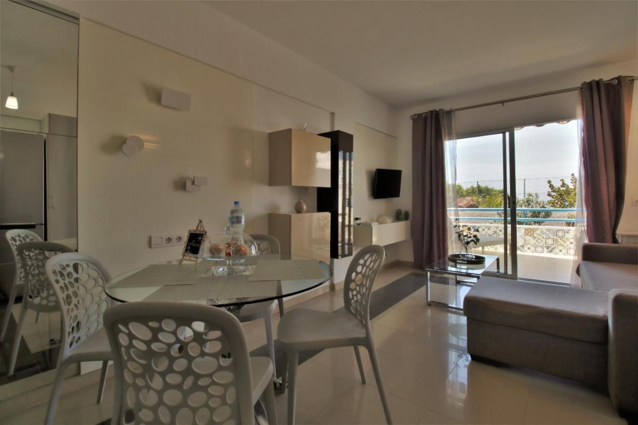 Agreable Appartement Au Bord De L' Ocean, Playa Paraiso 阿德耶 外观 照片
