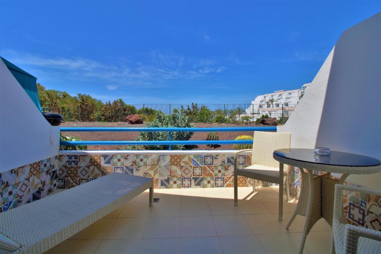 Agreable Appartement Au Bord De L' Ocean, Playa Paraiso 阿德耶 外观 照片