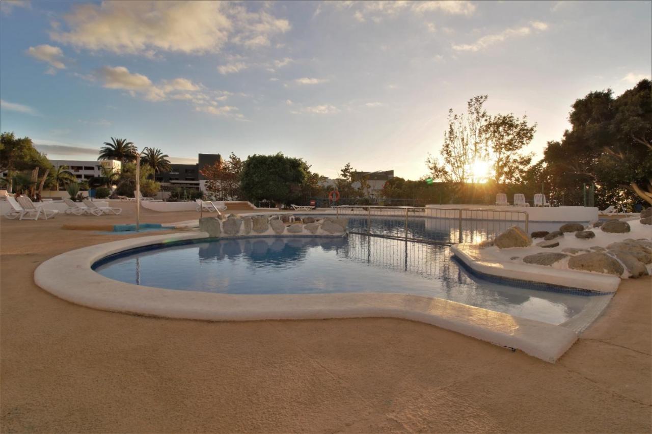 Agreable Appartement Au Bord De L' Ocean, Playa Paraiso 阿德耶 外观 照片