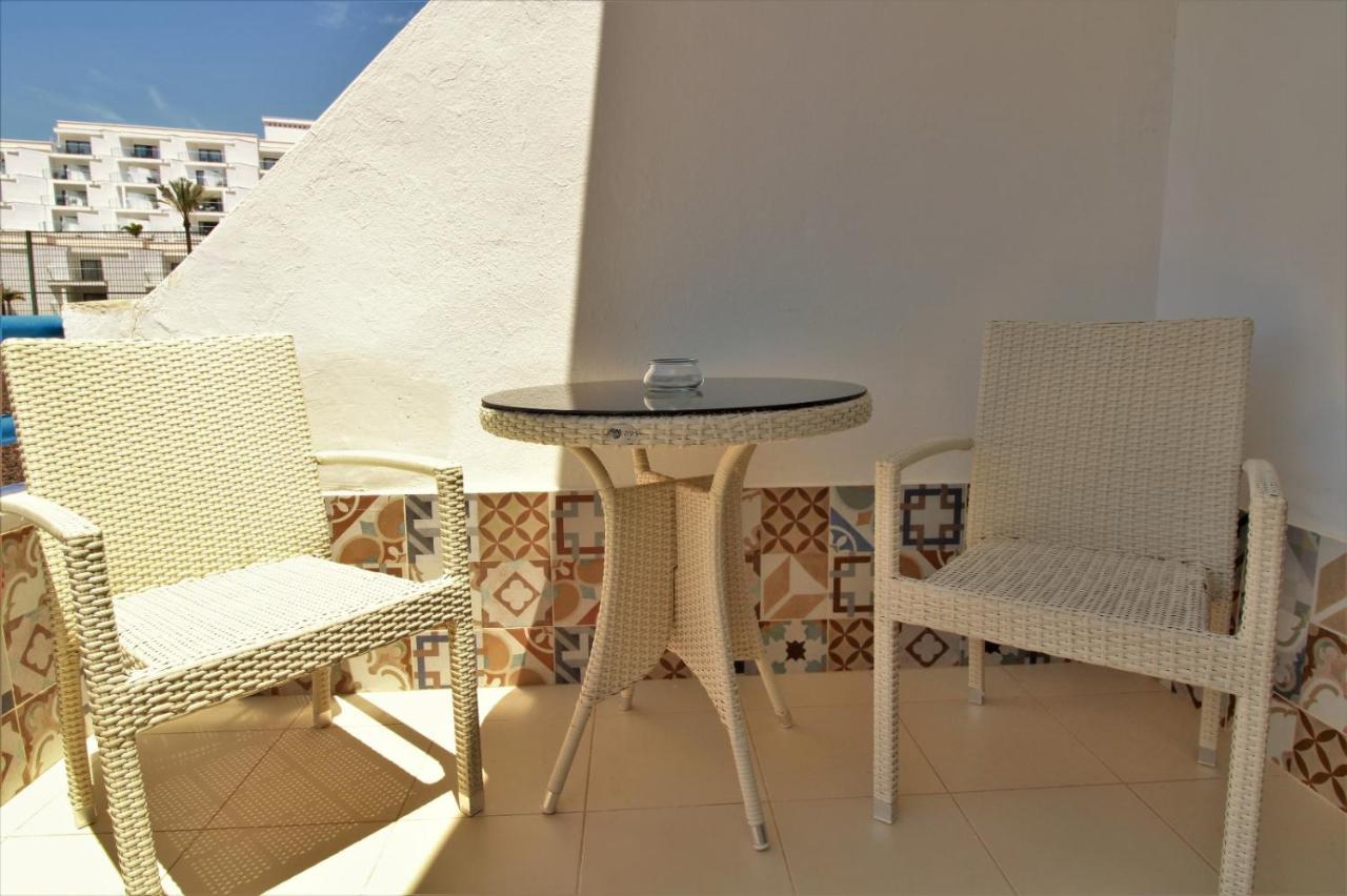 Agreable Appartement Au Bord De L' Ocean, Playa Paraiso 阿德耶 外观 照片