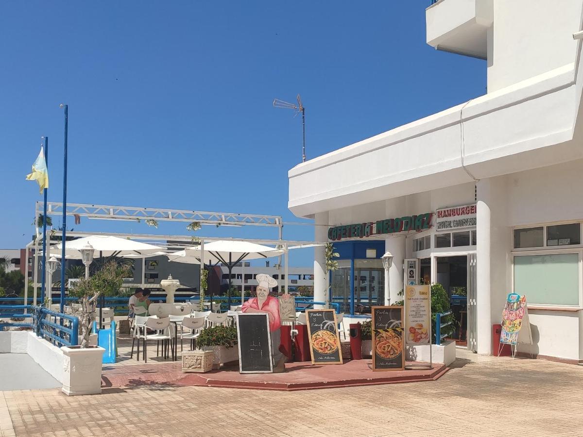 Agreable Appartement Au Bord De L' Ocean, Playa Paraiso 阿德耶 外观 照片